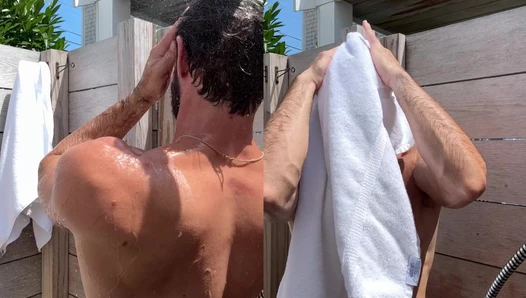 Throwback to this summer when I enjoyed a nice outdoor showe..