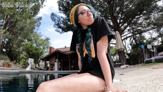 I'm a biiiig fan of lounging by the pool