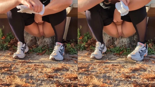 I had to pee so urgent on my little hike in the alps