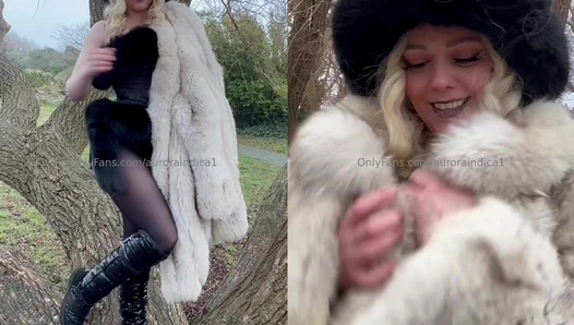 auroraindica1 - Outdoor fur day