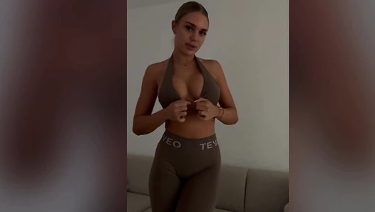 Katharina Amalia - ice video 20241015 123337 3zXvn1mB