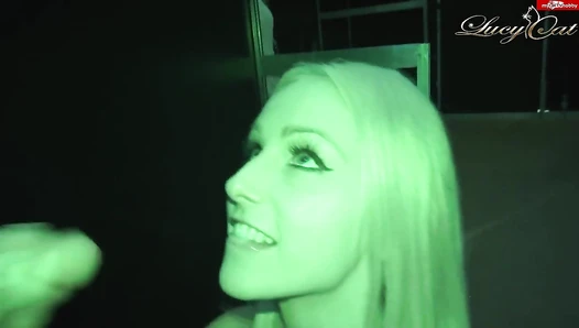 Lucy Cat - Fan Live Auf Der Venus Abgeblasen! Spermawalk