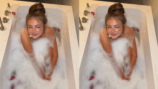 Piper Rockelle - Bath Vid