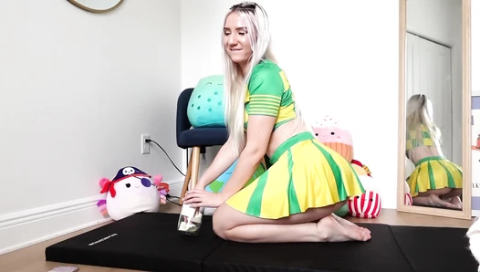 Maddie Price - ATTEMPTING NAUGHTY YOGA CHALLENGE HOT Maddie Price Full HD 60fps1111 7117a0ed 19d3 4766 b23