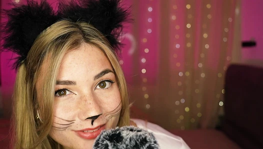 Ella Sonnenschein - ASMR Cat Roleplay Purring, Pawing & Grooming