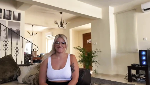 Anna Blum - AnnaTravels Geht er zu weit Meine erste HARDCORE BESTRAFUNG