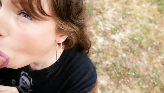 Anna Blossom - Trailer Trash Hottie Sucks Dick for a Ride to Town W⁄ Neighbor (no Sound) Anna Blossom