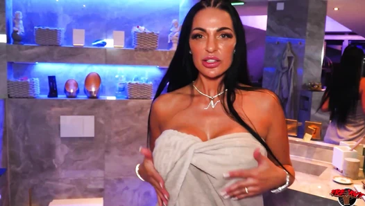 Nadine Kerastas - 2078b6d10fee488e862b180d84b6b3b3
