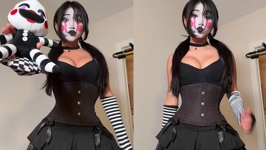 urlittlelia - Pug8ykNn4SRyl