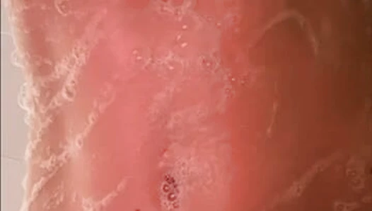 Kyla Yesenosky - Kylayese shower video
