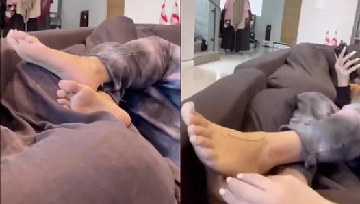 miakhalifa - Mia Khalifa POV Feet Tickle