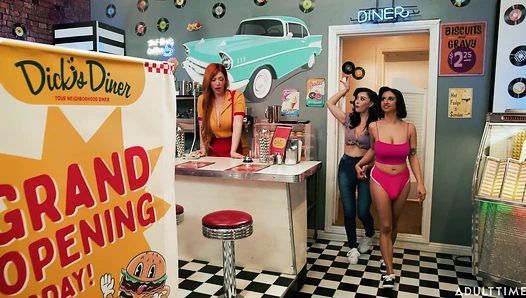 Chloe Surreal - FutaW Lauren Phillips, Chloe Surreal, Hailey Rose Dicks Diner