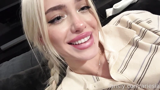 Ariesia - gray Blone Babe JOI