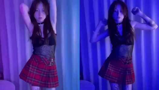 two_b2 - Video Leaks #134