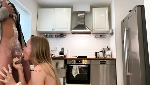 Sweetgini - Familienkochen ESKALIERT Mein bisher VERSAUTESTER BlowJob mit SweetGini [79330]