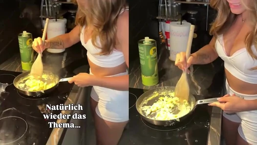 Emma Spice - Video Leaks #1581