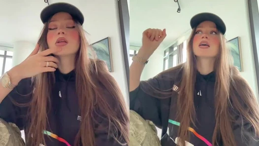 Ellie Handygirl - Video Leaks #146