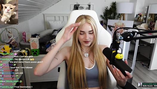 HoneyPuu - armpit video 1080