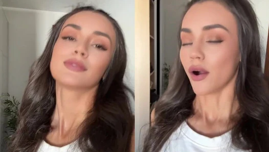 Zoe Evans - Video Leaks #202