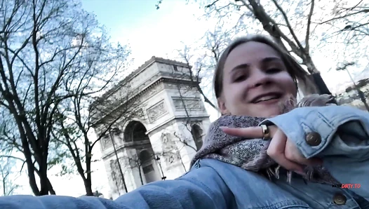Sweetgini - April April Tourist halt mich zu fromm fur Pornos mit SweetGini [74797]