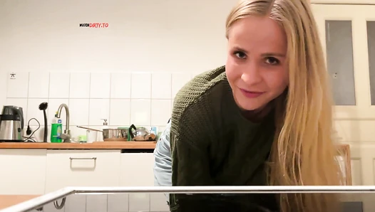 Sweetgini - Was bin ich fur ein Biest In der Kuche meiner Freundins WG besorgt mit SweetGini [68974]