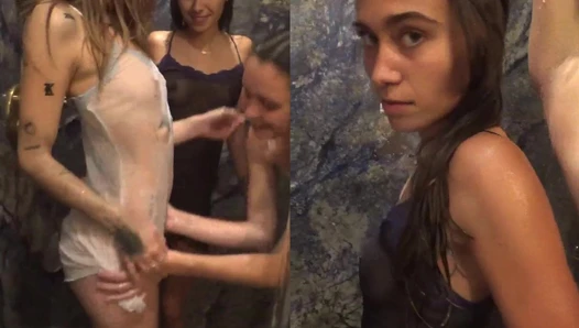 petite.princessxo - Ggg+shower+strip