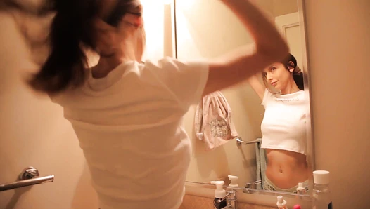 Chloe Night - Compressed ChloeNight Naughty Stepdaughter Wants Cum