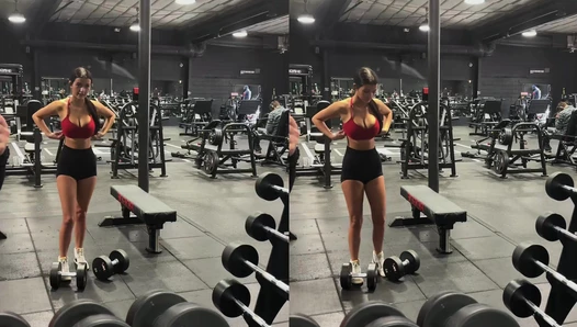 Gianna Thimons - 20260118 leg day featuring one of my favorite songs at the moment #gym #gymtok [7596795589