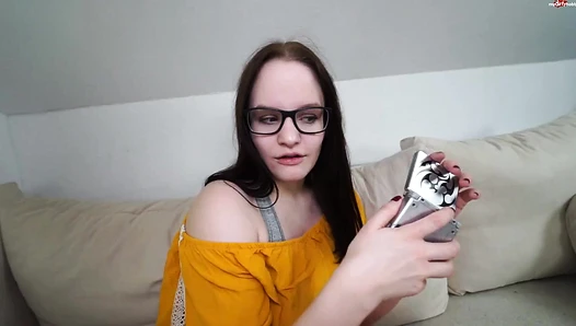 Lina Klein - Gamingmaus ins Jahr 2019 gefickt Hei er Ritt fuer Belohnung