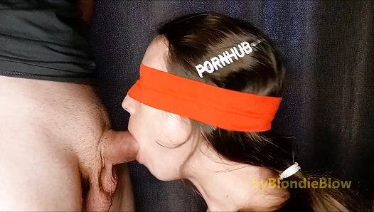 BlondieBlow - Special unboxing 25k subscribers Thank you Pornhub for these wonder [661eab57f34c6]