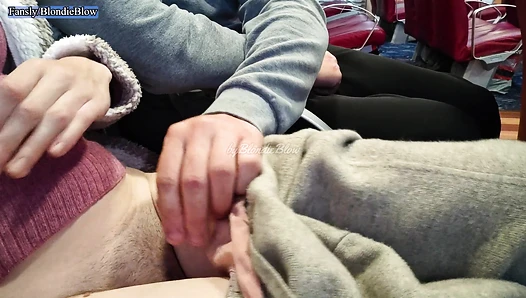 BlondieBlow - Extreme sex in public, very risky [68154502e9266]