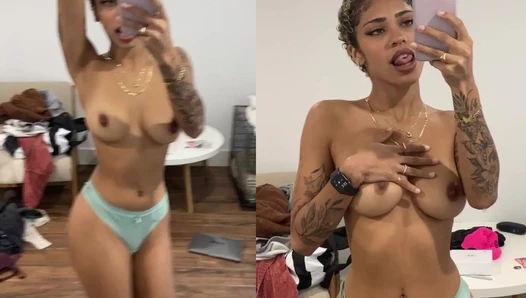 Venus Marquez - Venus M 86