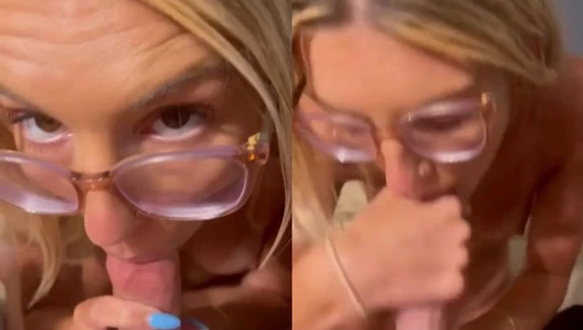 Ambie Bambi - i Nerdy G Video 1