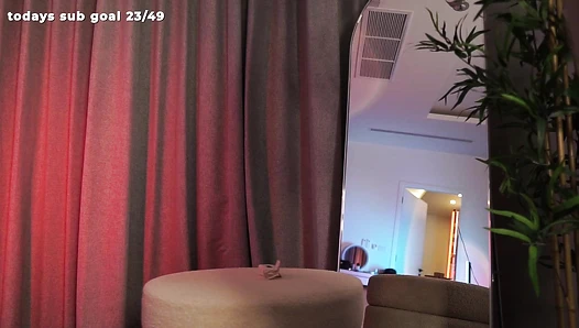 olesyalibermann - twitch olesyaliberman 2025 05 02 15 02 14 Just Chatting LIVECHOOSETHEBESTOUTFITFORGYM BONUS