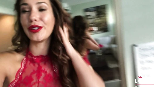Eva Lovia - Seeing Double vdnZTCMh