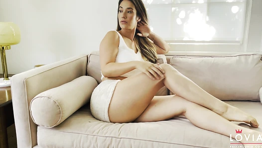Eva Lovia - Sofa Bungalow 4K