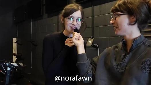 Nora Fawn - Gym Noob does LEG DAY (w⧸my friend NoraFawn) [1HRQ144X9Sk]