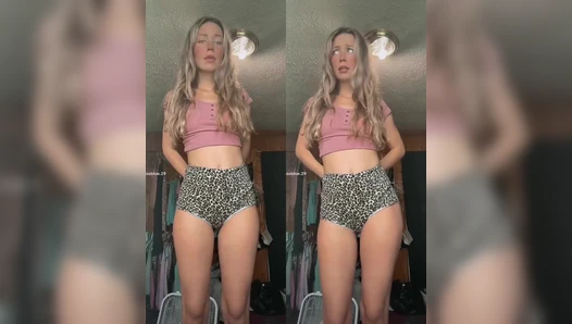 Princess Blue -  Cute Teen Tits Porn Gif by bluebxbyyy_77