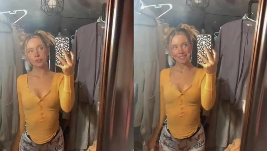 Princess Blue -  0 Get a glimpse of the leaked nude XXX porn videos of Bluebxby