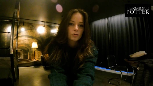 Hermione_Potter - Xmas Vlog - If you go to the Christmas market with me, you can fuck me. The [www.pornhubmate.ne