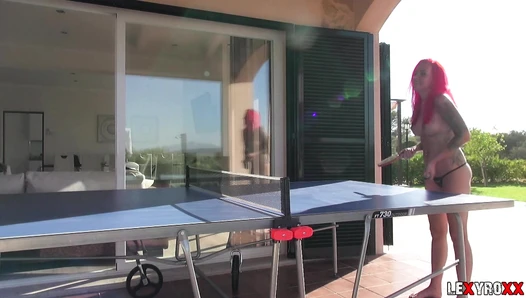 Lexy Roxx - Freifick oder Samenstau   Loch verwettet beim Tischtennis