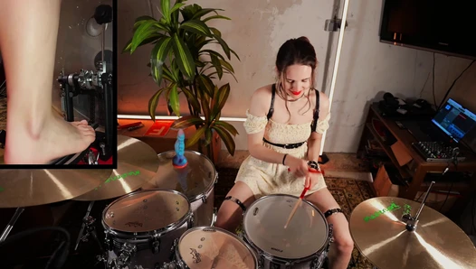 zoena - Oasis Supersonic ｜ Drum Cover by Zoena