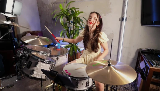 zoena - Chop Suey, System of a Down ｜ Sexy Drum Cover By Zoena ｜ Harley Quinn vs Snow White Special Ed