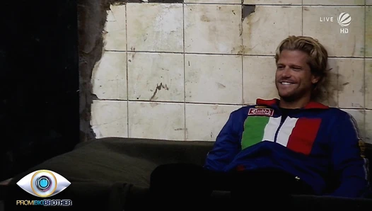 Mia julia - und Janina Youssefian Promi Big Brother 15 08 2014 1080i nackt