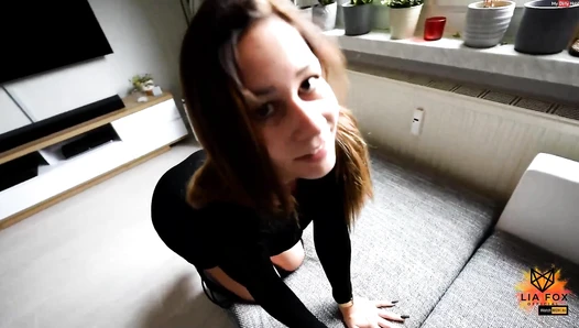 [11.08.20] Lia Fox   CREAMPIE ALARM! Wenn der NACHBAR dreimal klingelt!! mit Lia Fox