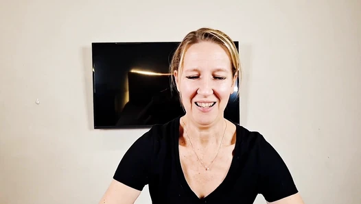 YourNaughtyNeighbors25 - FTM Trans Casting Audition She Gets the Role Her Way [691ec583a58d8]