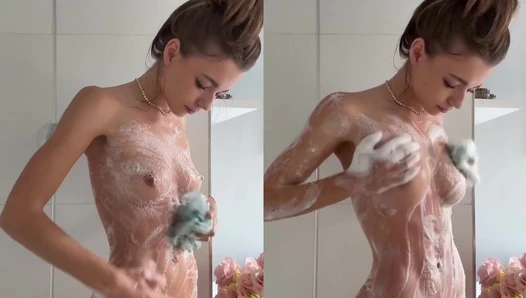 Lauren111 - shower