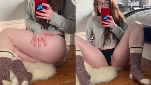 Renee Winter - Redhead PAWG Plays and Teases Pussy [688afadcb6efb]