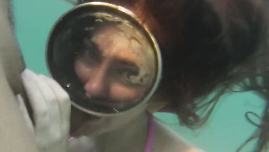 Kylie island - Underwater Booty and Cumshot (in the Ocean) [67715c72da410]