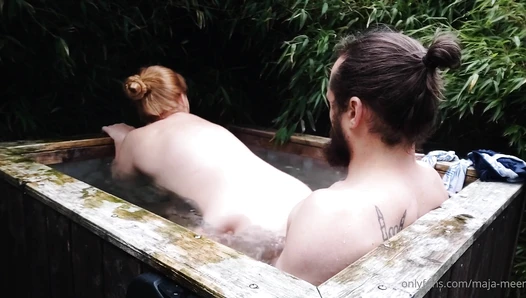 Maja Meer - Slow Whirlpool Sex